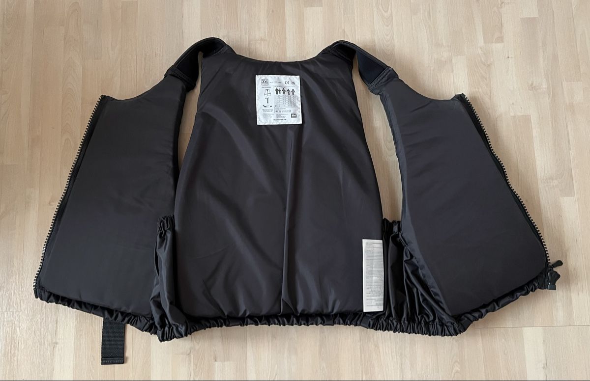 Helly Hansen Schwimmwesten: Rettungsweste Helly Hansen Grösse XL – Gebraucht aus Aegerten von pam1986 2