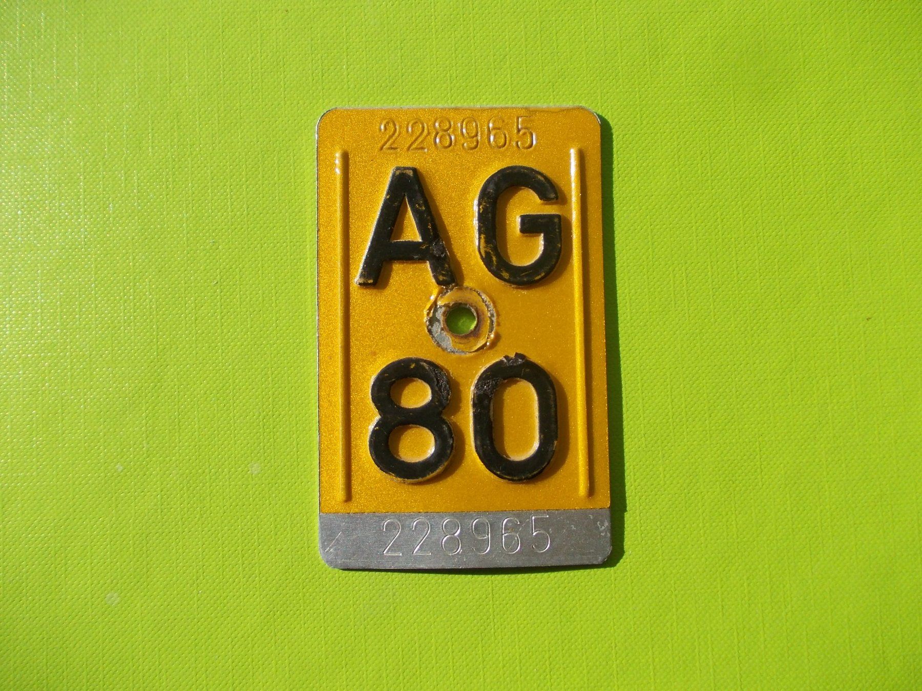 Ecriteaux: Velonummer / Mofanummer / Töfflinummer AG 80 – D'occasion à Gsteigwiler par HORMIGA21