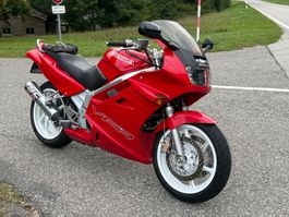 Honda VFR 750 exp. MFK 2026