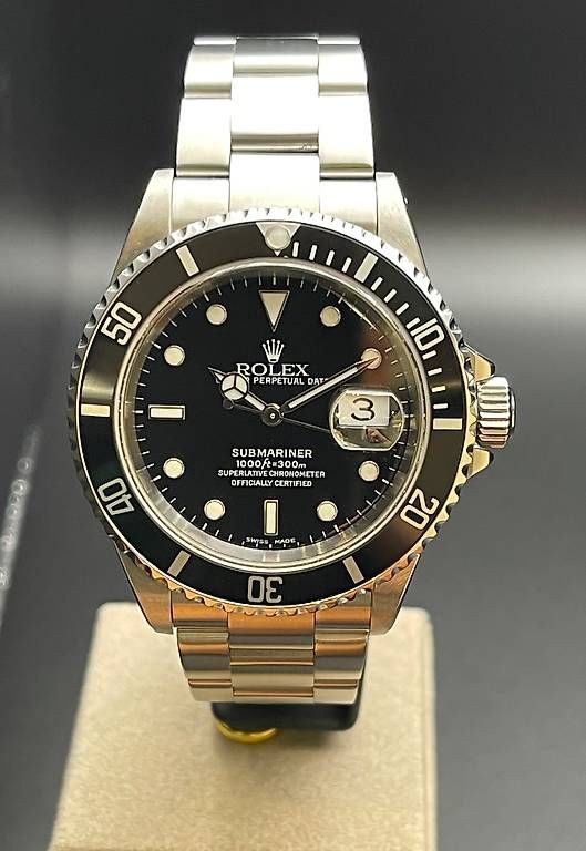 Orologi: Rolex Submariner Date Ref. 16610 Full Set 2002 – Usato da Lugano venduto da luganotopwatches