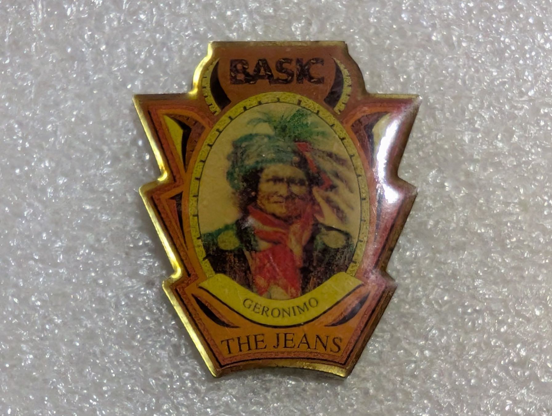 Placchette & Badge: Ansteckbutton 242: – Usato da Oppligen venduto da Pin-Fall-Shop