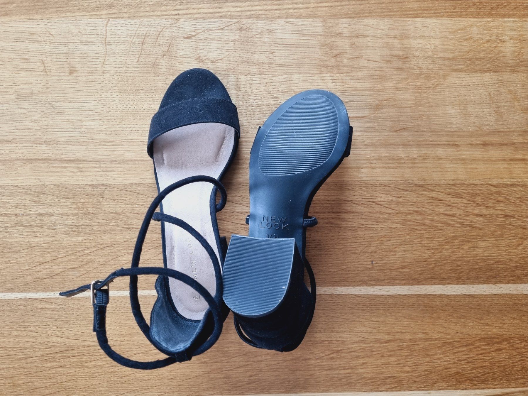 New Look Damenschuhe: Damensandalen, New Look, Gr.36 – Gebraucht aus Uetikon am See von Zimetstern1.0 5