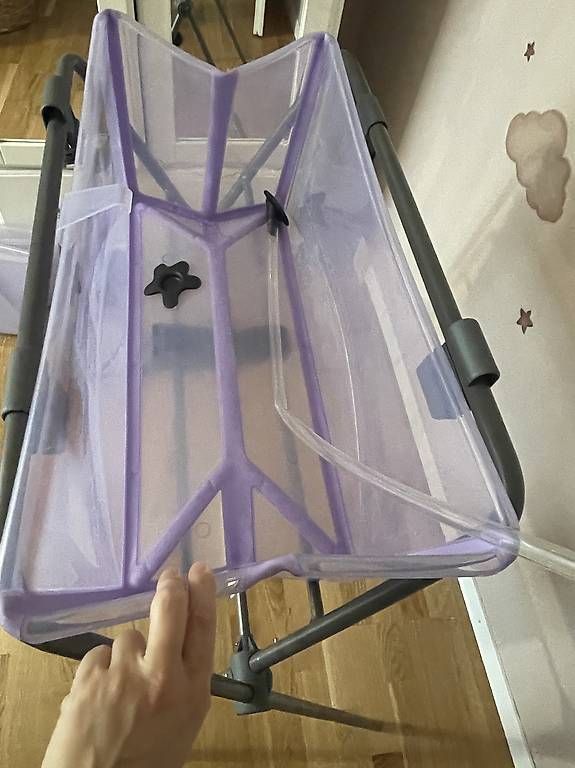 Vasche da bagno: Stokke Flexibad mit Ständer und Newborn Einsatz – Usato da Horgen venduto da sel_qc25 2