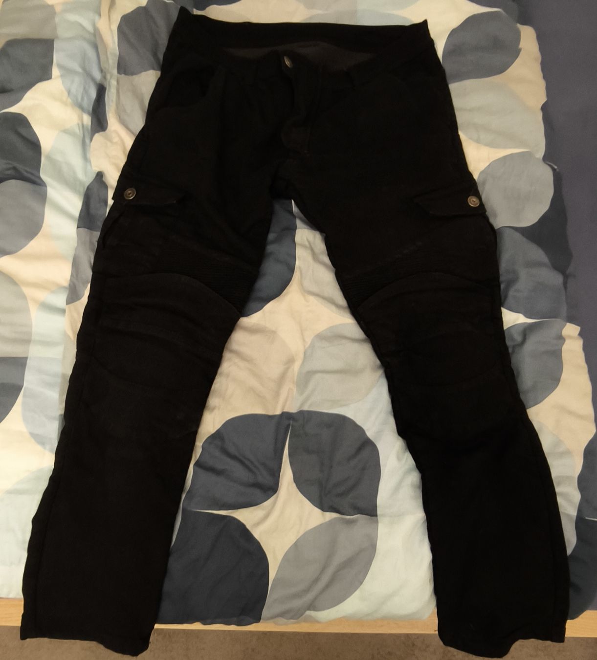 Pantalons: Motorradhose schwarz W38 L32 – D'occasion à Netstal par maxikingxD