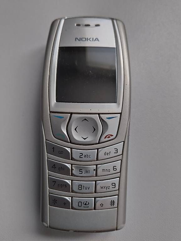 Nokia Telefoni cellulari / Smartphones: Retro Handy Sammlung: Nokia, HTC & Wiko - 6 Stk. – Usato da Wiezikon b.Sirnach venduto da MaKe58 1