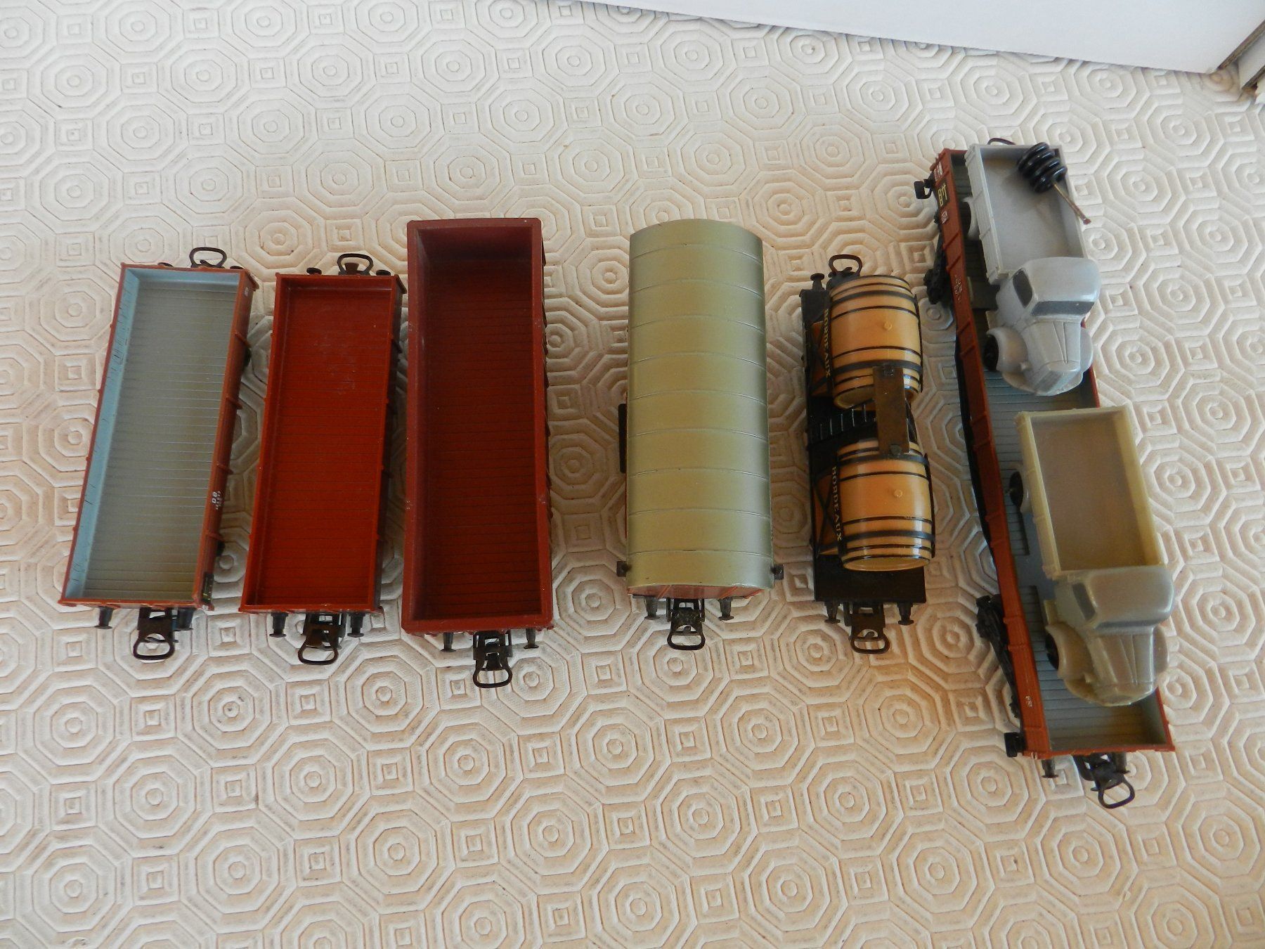 Märklin Modelleisenbahnen: Märklin Güter- & Fasswagen 6 St – Gebraucht aus Arzier-Le Muids von elocin83 5