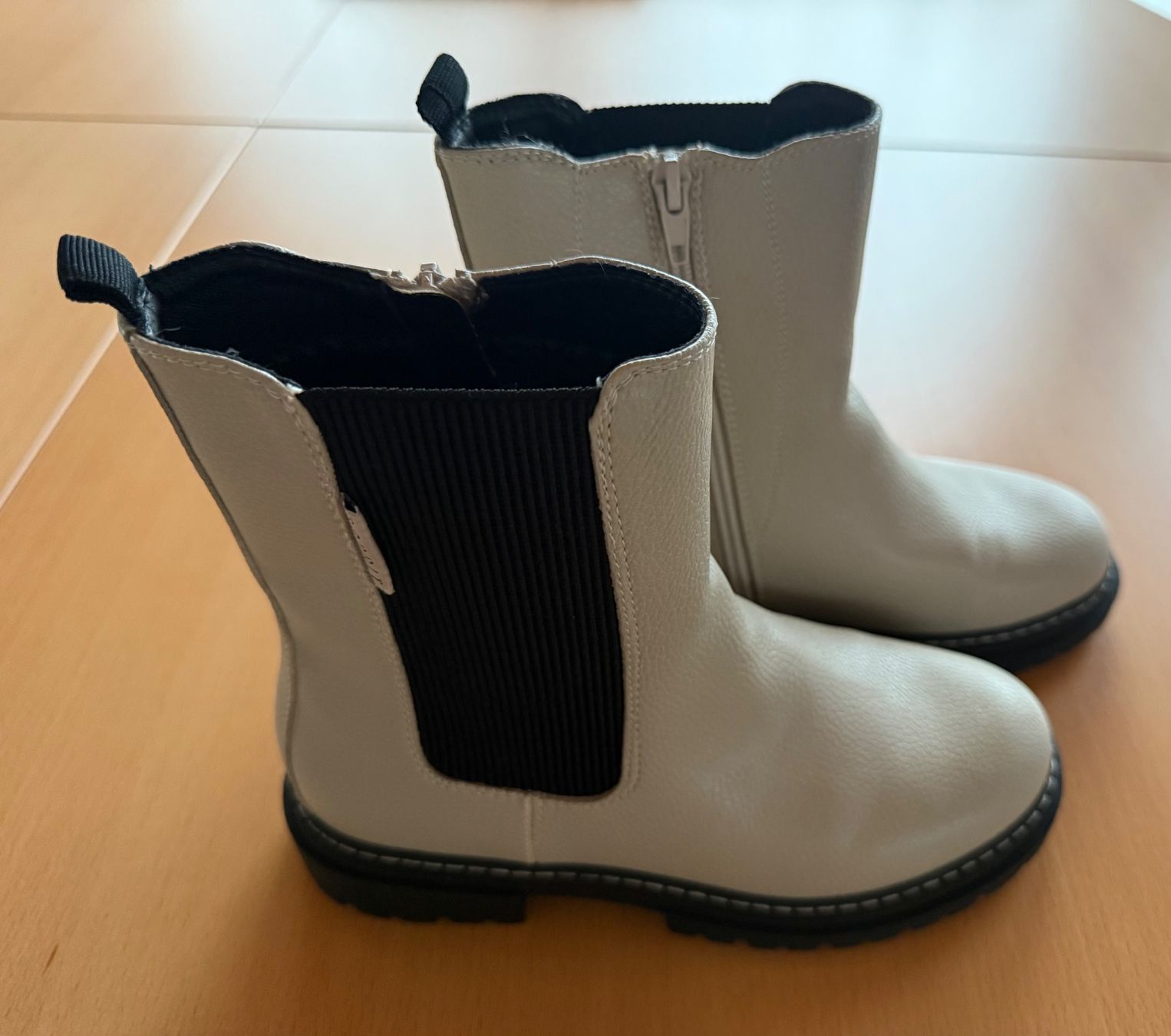 Esprit Scarpe da donna: Damen Stiefelette Grösse 35/36 – Nuovo (secondo la descrizione) da Wallbach venduto da 10merlin 1