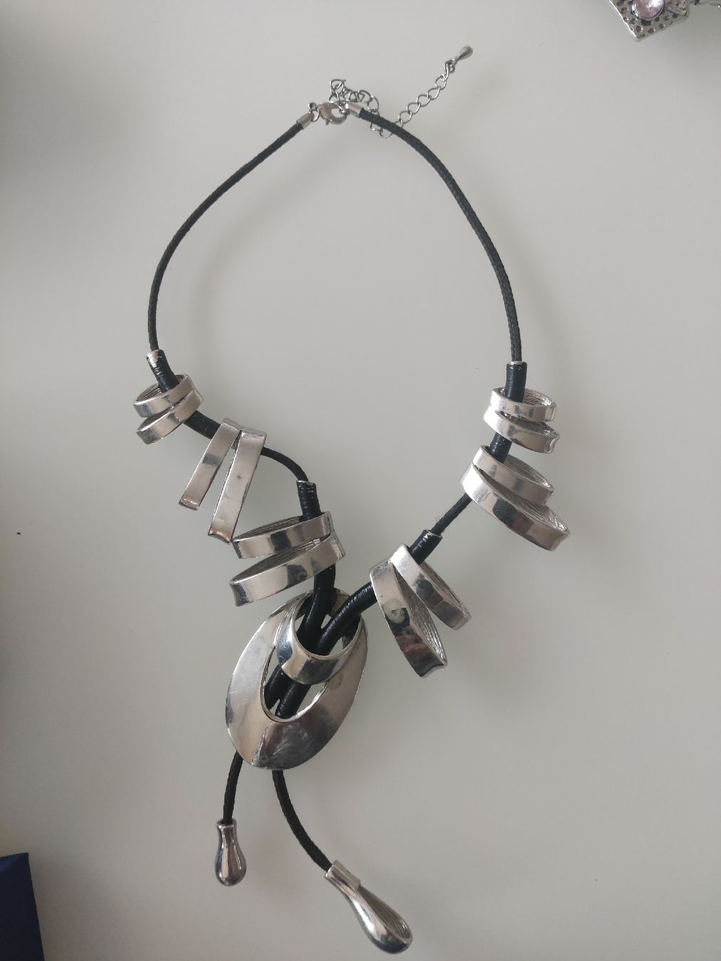Catenine: Modische Statement-Kette, silberfarben – Blickfang! – Usato da Schnottwil venduto da Rainbow20