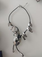 Modische Statement-Kette, silberfarben – Blickfang!