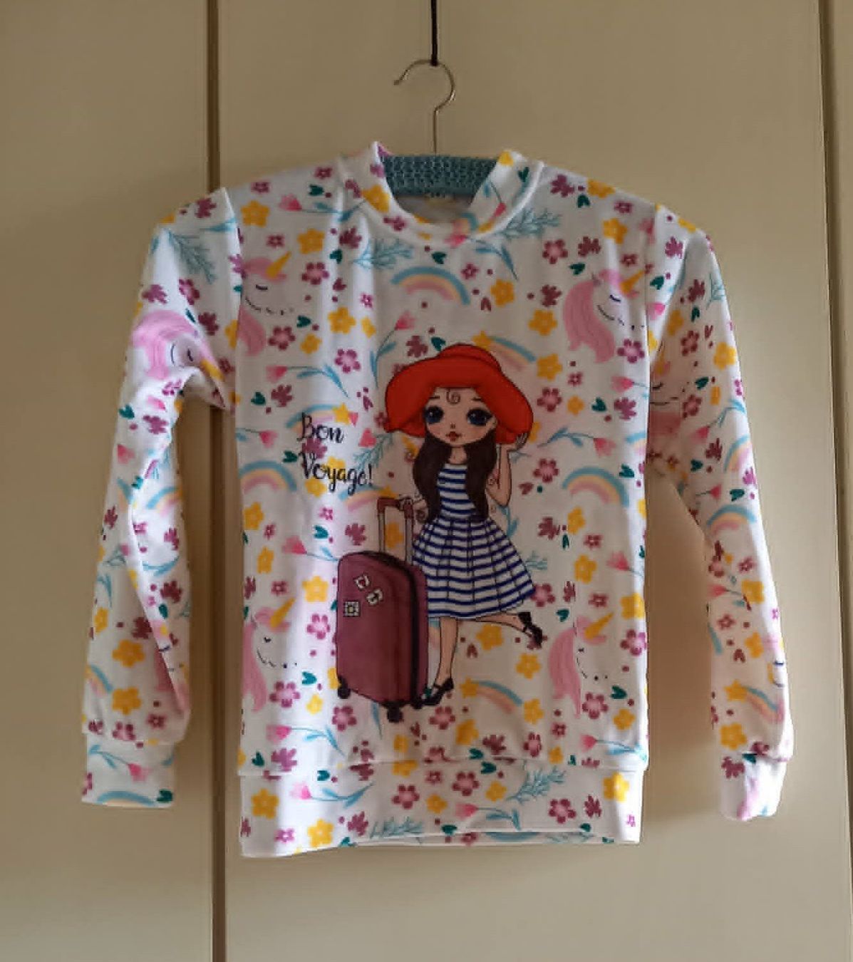 Maglioni & Felpe: Süsser Mädchen Pullover "Bon Voyage" - Grösse 140 – Nuovo (secondo la descrizione) da Möhlin venduto da dom_96nf