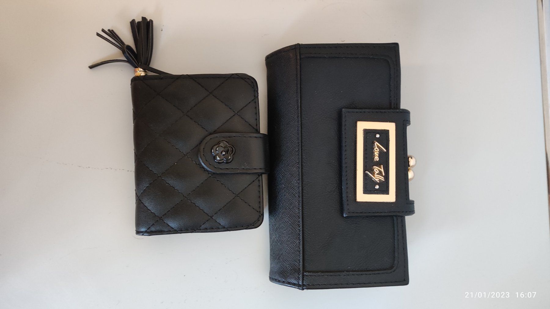 Portamonete: Black purse – Usato da Zug venduto da LindaManga