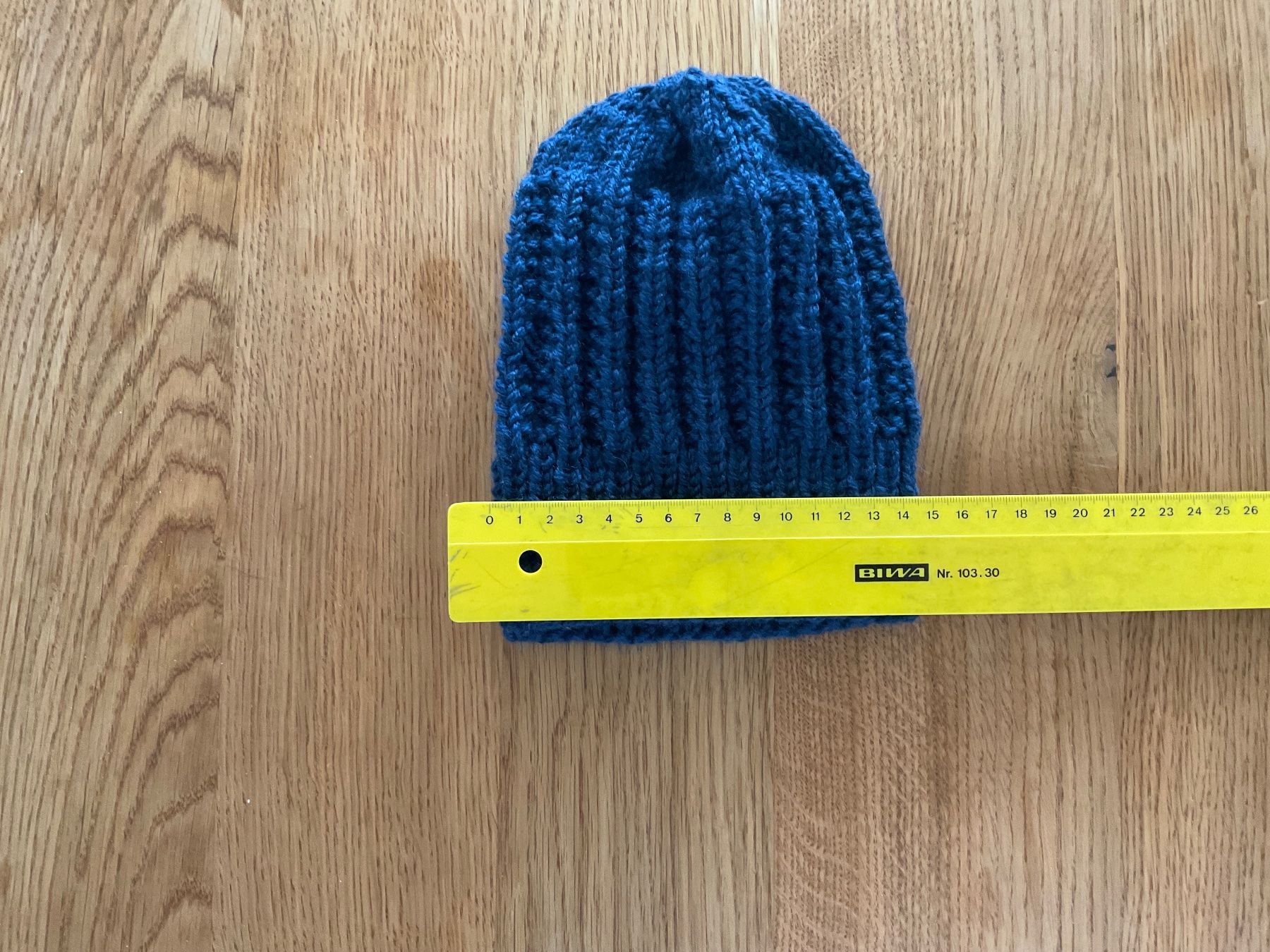 Jacken & Mäntel: Handgestrickte Kindermütze mit doppelter Wolle gest.ca.4-8 J – Neu (gemäss Beschreibung) aus Wetzikon ZH von FeeF 1