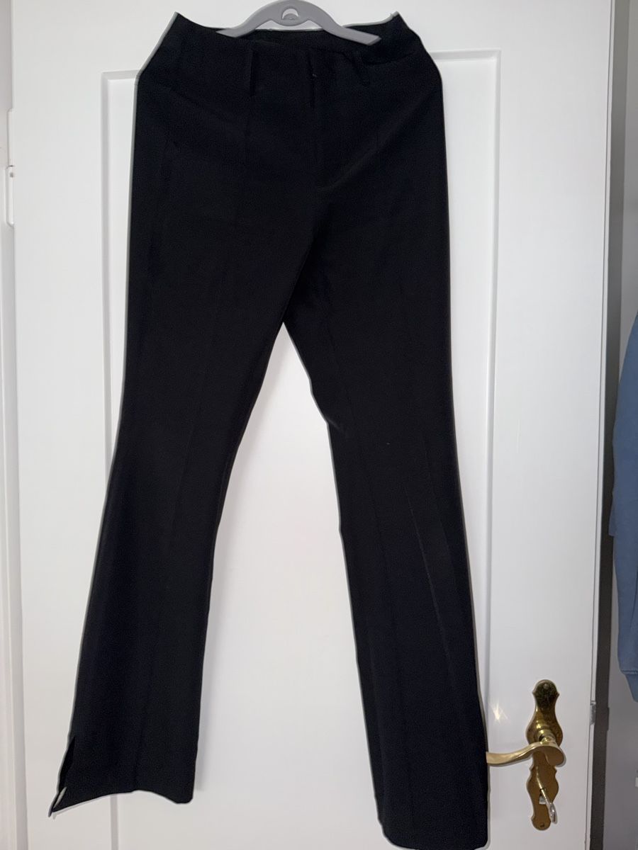 Guess Jeans: Schwarze schlaghose – Neu (gemäss Beschreibung) aus Basel von kko_8vql