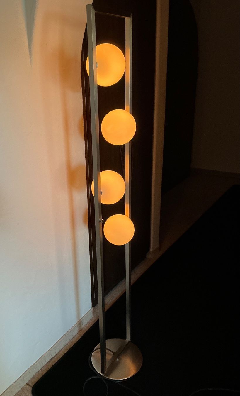 Lampade: Stehlampe mit 4 Halogen Kugelleuchten – Usato da Neerach venduto da Amtrak283 1