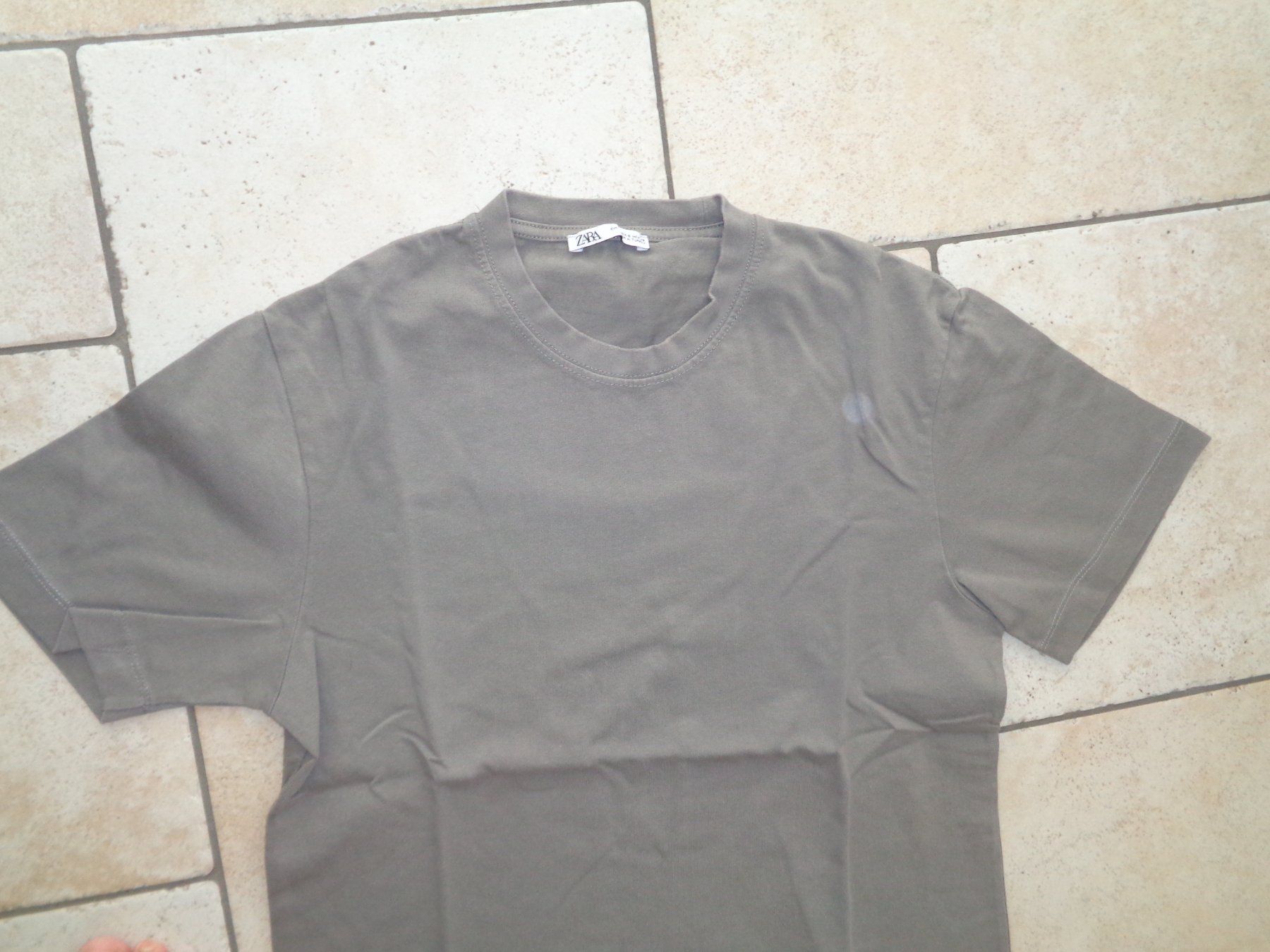 Zara T-shirts: Shirt  Zara  Grösse S – D'occasion à Kreuzlingen par Robi-2003 1