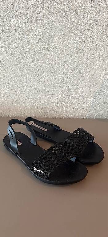 Chaussures femmes: Sandalen Ipanem  Gr. 38 – D'occasion à Zürich par hoiliaaa 3