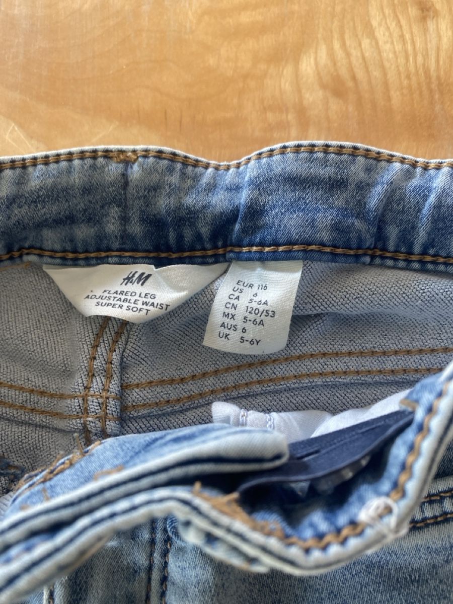 H&M Pantaloni: Hose – Usato da Deitingen venduto da lea_yn57 2