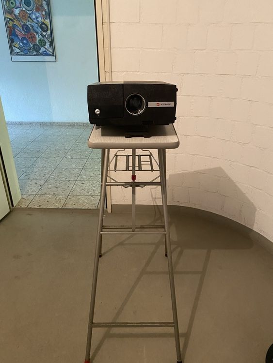 GAF ROTOMATIC Projektor mit Gestell | Kaufen auf Ricardo
