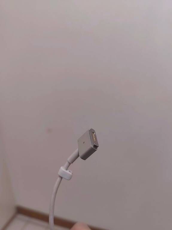 Apple Notebook: MacBook Pro 2016  500GB – Usato da Fribourg venduto da jst_79gb 4