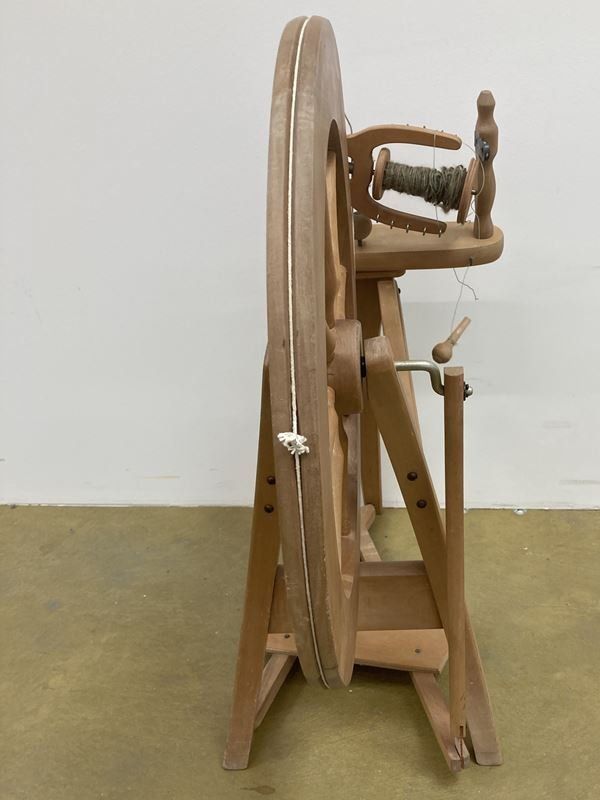 Ruote per filare: ASHFORD | Spinnrad | Traditionell | Buchenholz – Usato da Wittenbach venduto da Restwert_St-Gallen 4