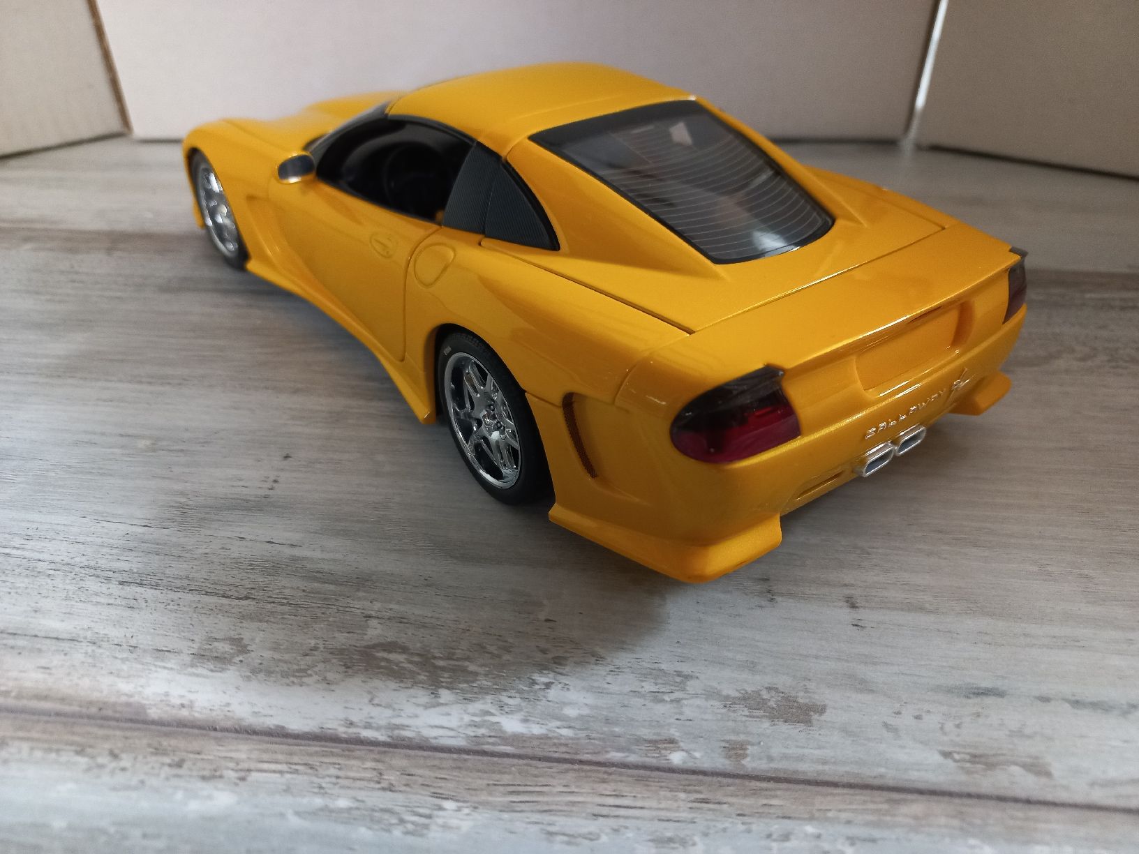 Autoart Modellautos: Callaway C12 1/18 Autoart – Gebraucht aus Attalens von remy_s00 2