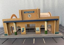 Gare d'Antibes - Série Hornby
