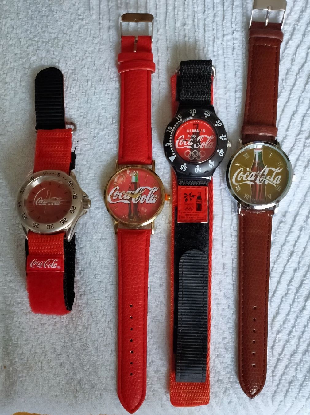 Uhren: Coca Cola Armbanduhren – Gebraucht aus Luzern von Luzern_Energy