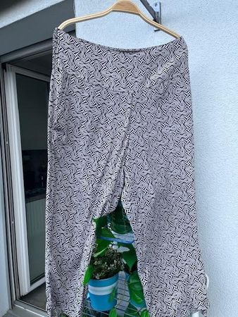Tolle Masai Sommer-Hose , 3/4 Länge, L/XL