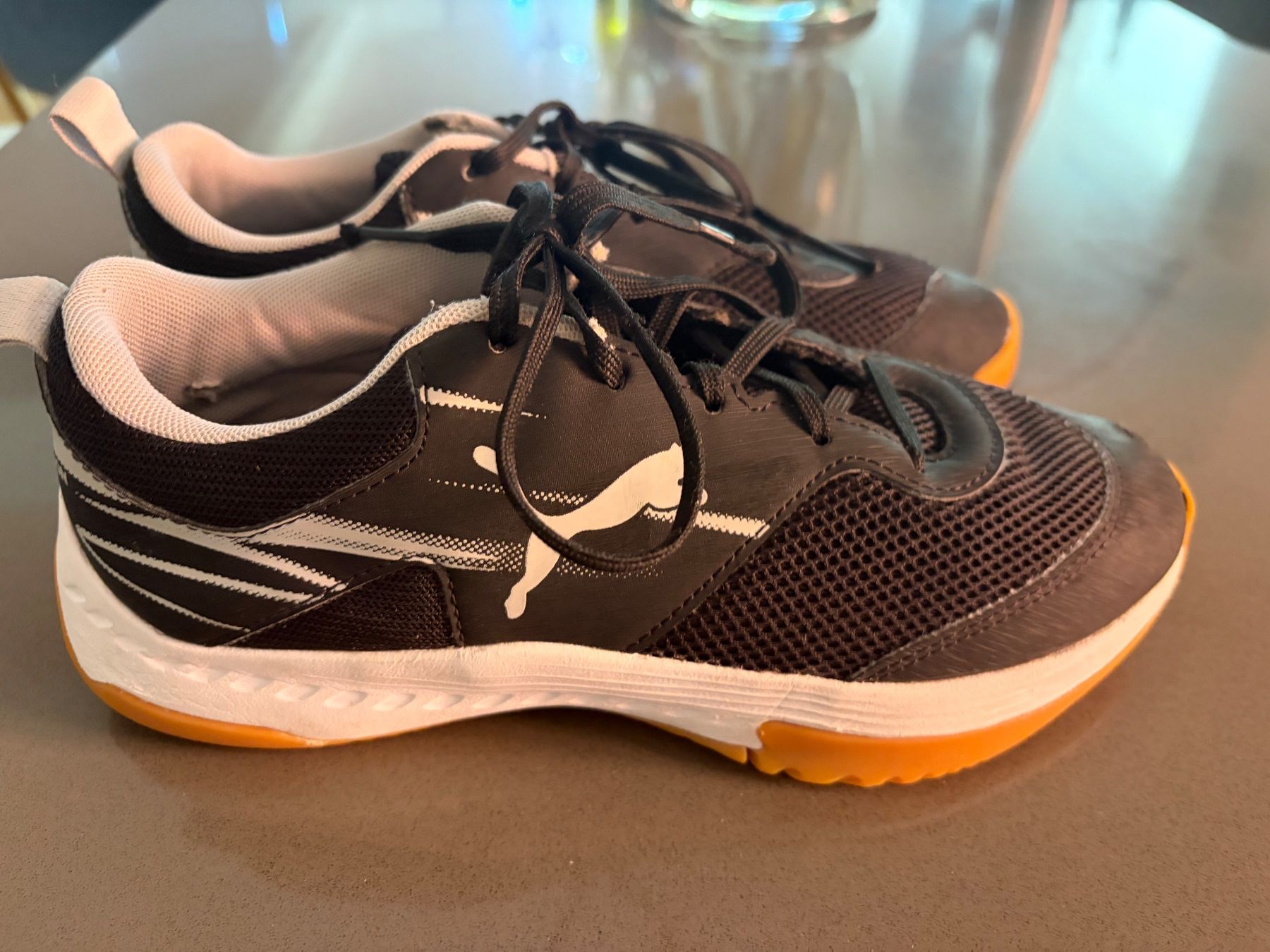 Puma Scarpe da uomo: Hallenschuhe Gr.37 – Usato da Reinach BL venduto da Steinii 2