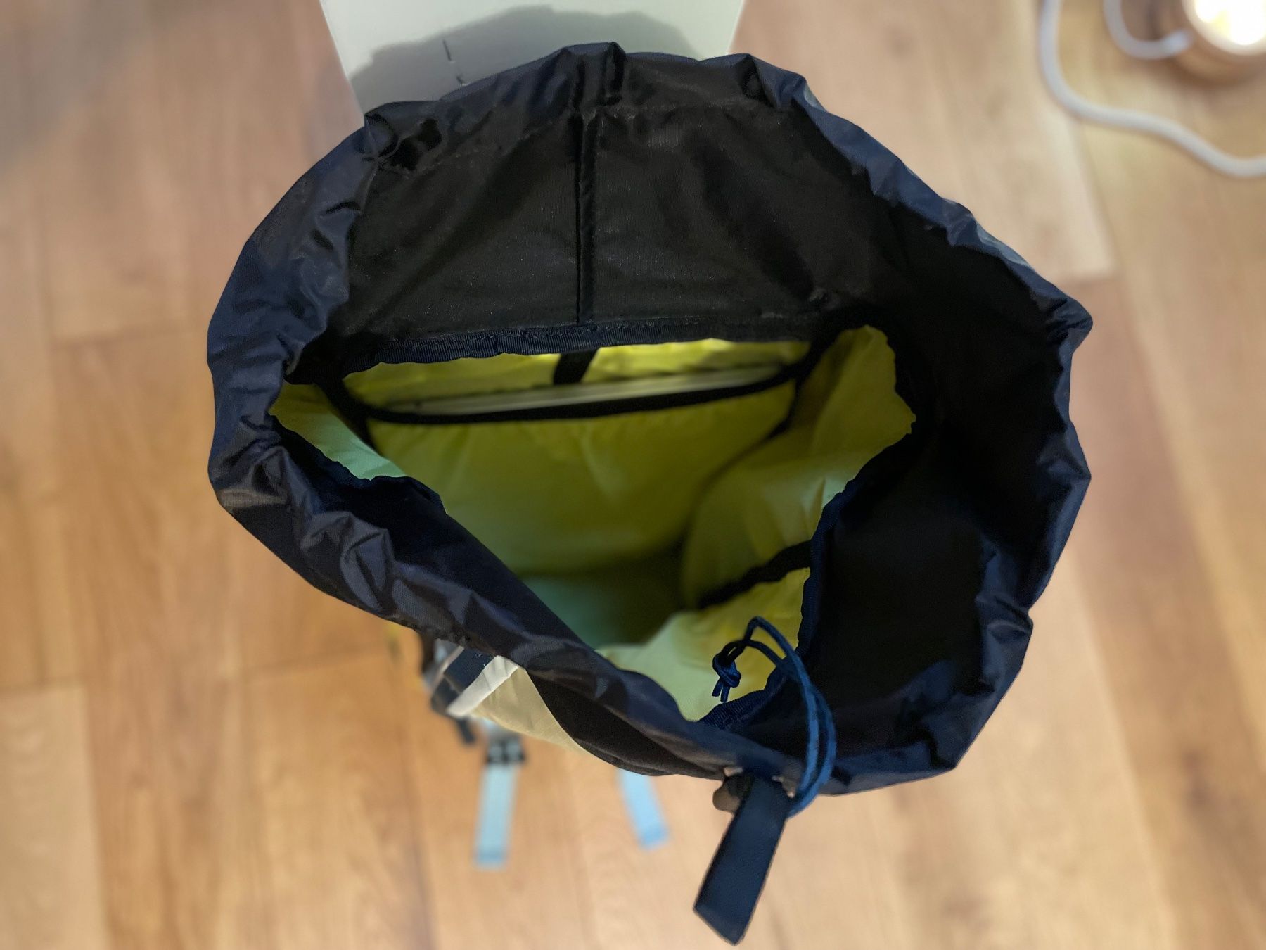 Zaini: TOPO DESIGNS - Rover Trail Pack 22 - Daypack NEW – Nuovo e nell'imballaggio originale da Winterthur venduto da ell_lfl5 5