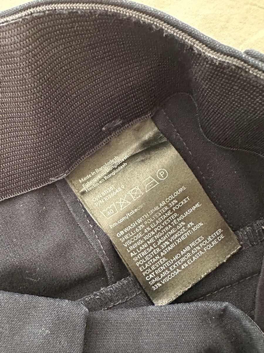 H&M Hosen: Damen Hose dunkelblau Grösse 36  – Gebraucht aus Luzern von linnblake 3