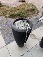Schwarzes Pflanzgefäss 90 × Ø 36 cm