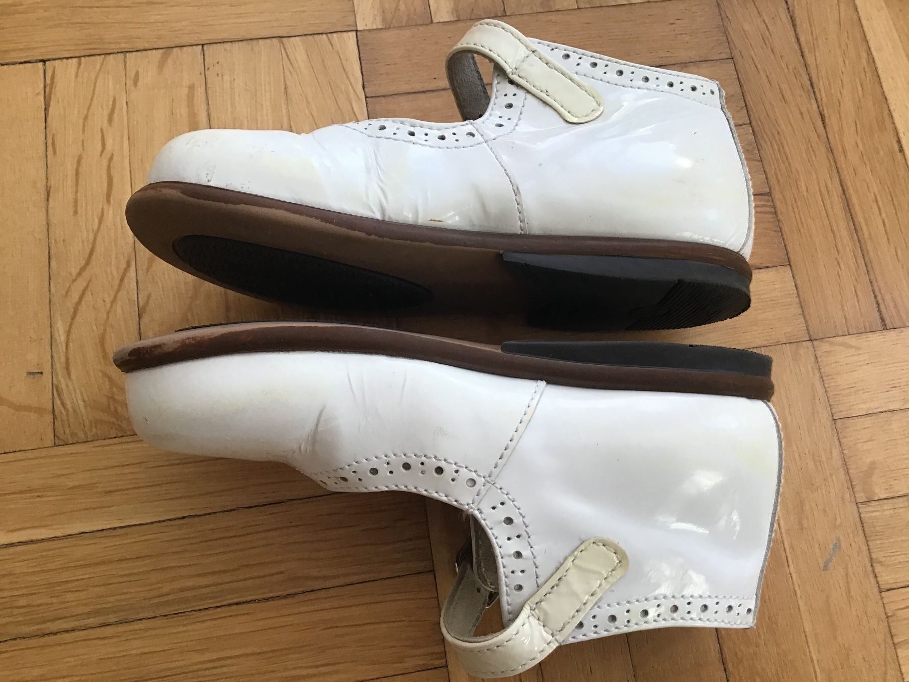 Scarpe per ragazze: Riemchen-Ballerina Lackleder Grösse 24 – Usato da Emmenbrücke venduto da Hathor123 8