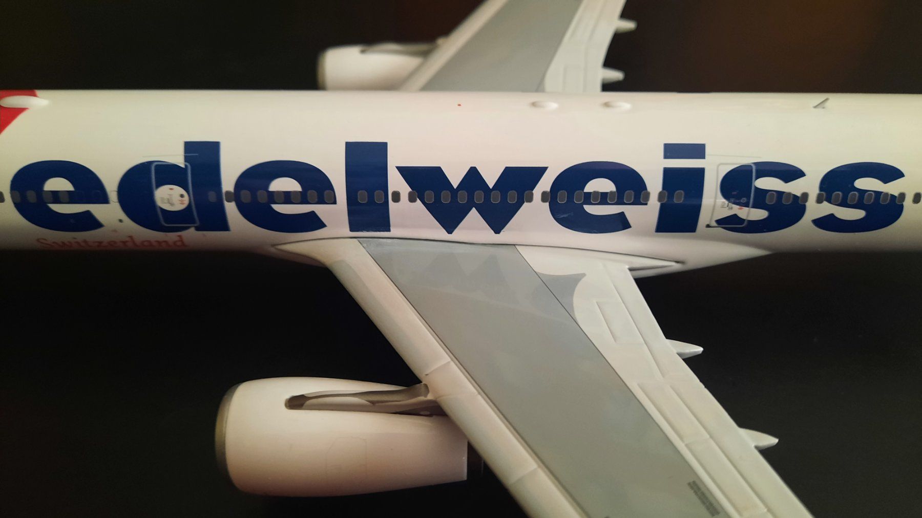 Edelweiss Kit di modellismo & Modellini statici: A330-300 EDELWEISS – Nuovo e nell'imballaggio originale da Morges venduto da iljamuromez 4