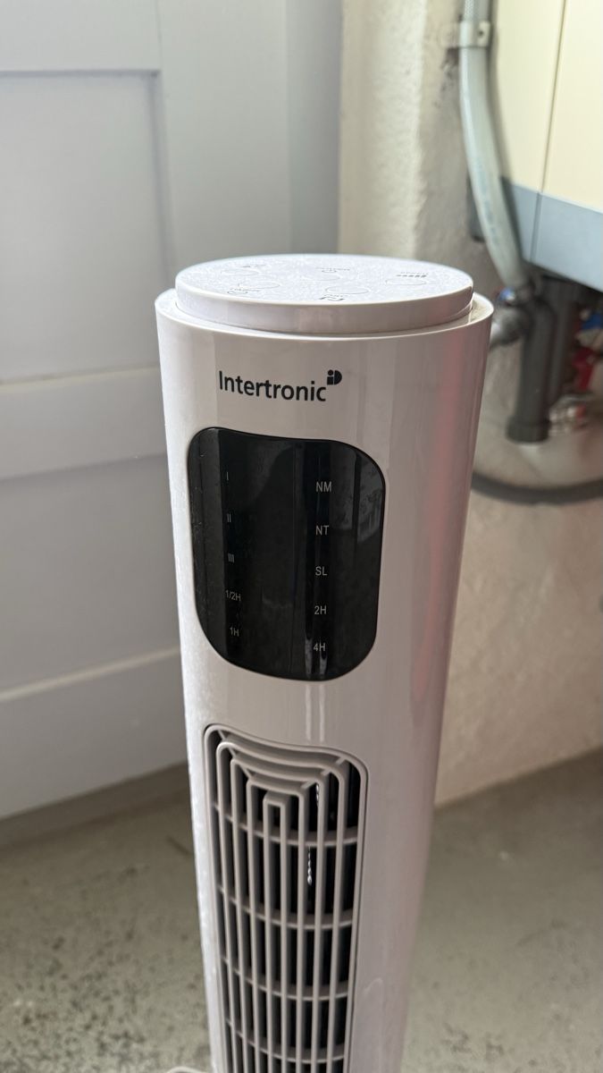 Ventilatori: Intertronic Tower Fan – Usato da zug venduto da Inaar 1