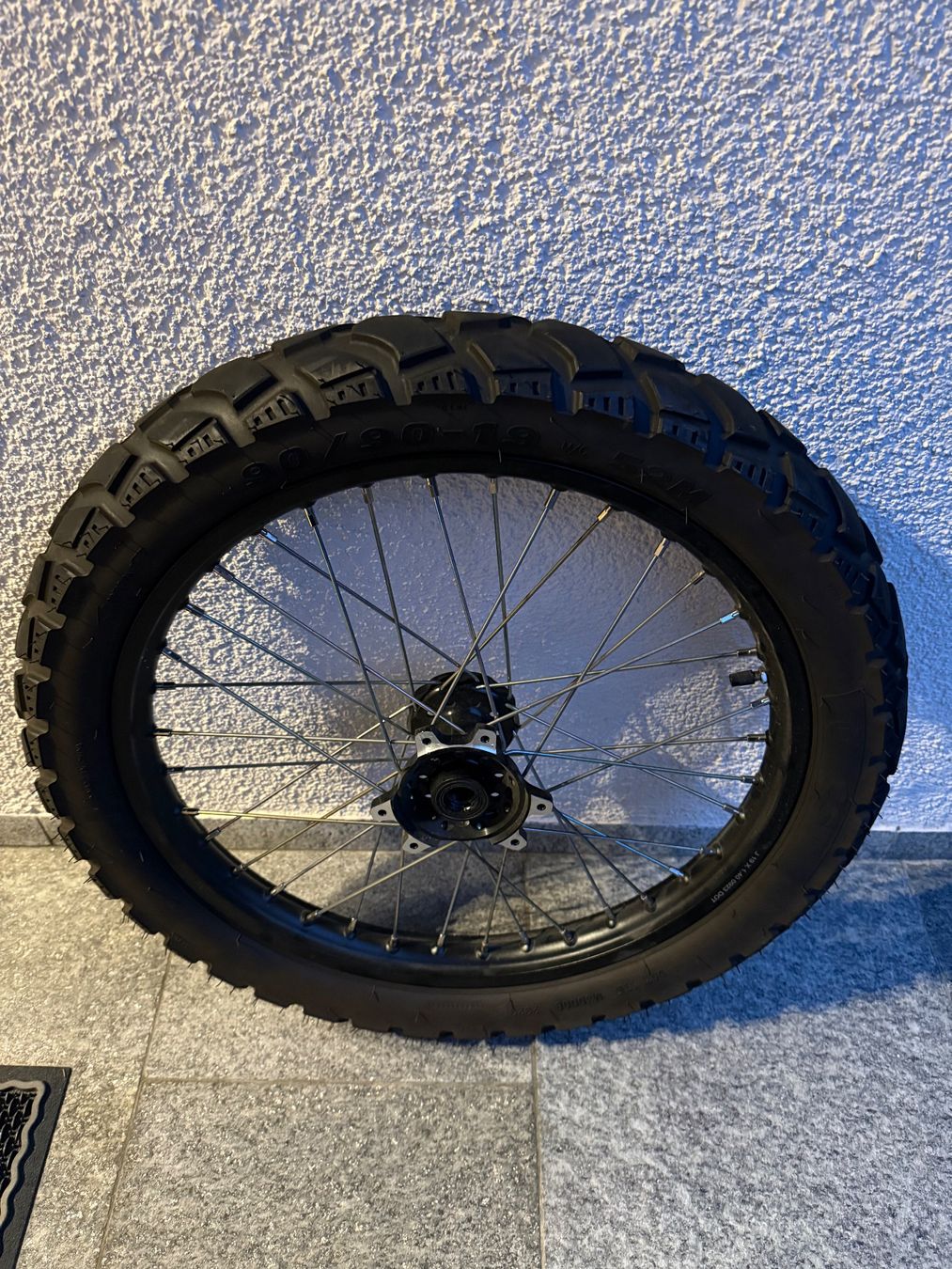 Sur-Ron Strada: Surron Ultra Bee Supermoto – Usato da Schänis venduto da sim_n9qh 4