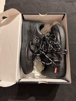 Sneakers Nike Air Force 1 Supreme nero taglia 42.5