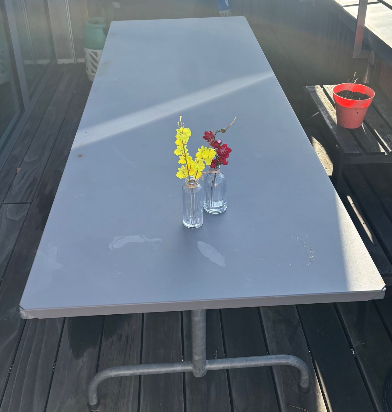 Tables: Esstisch / Gartentisch von moobel – D'occasion à Densbüren par rockyracoon83 2