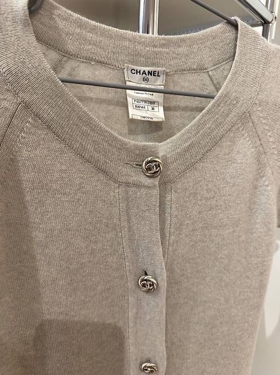 Chanel Vestiti: CHANEL KLEID / CARDIGAN – Nuovo (secondo la descrizione) da Schwyz venduto da bofb 3