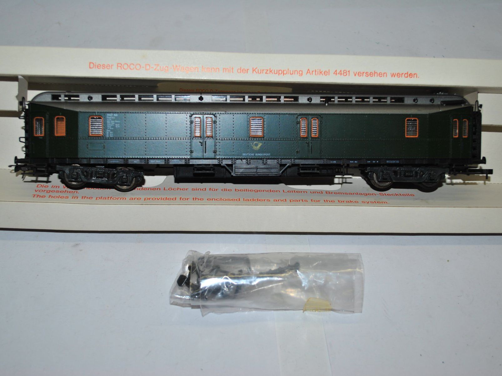 Roco Modellini di ferrovie: Roco Postwagen DB 4293 (CAK307) – Usato da Aarwangen venduto da Bahnsupport