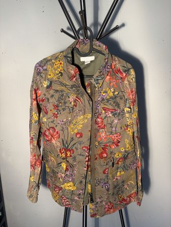 H&M Damen Jacke mit Blumenmuster khaki Grösse 34
