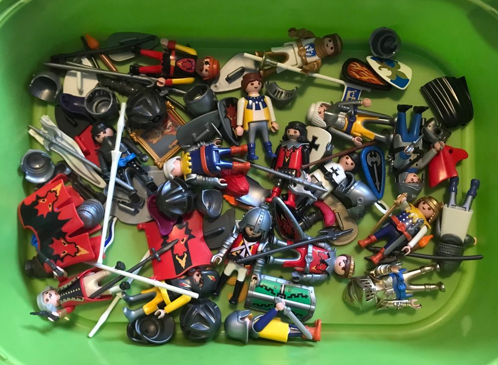  Foto zu Playmobil Ritter mit Pferd (Gebraucht) in Basel für CHF 20 – mit 