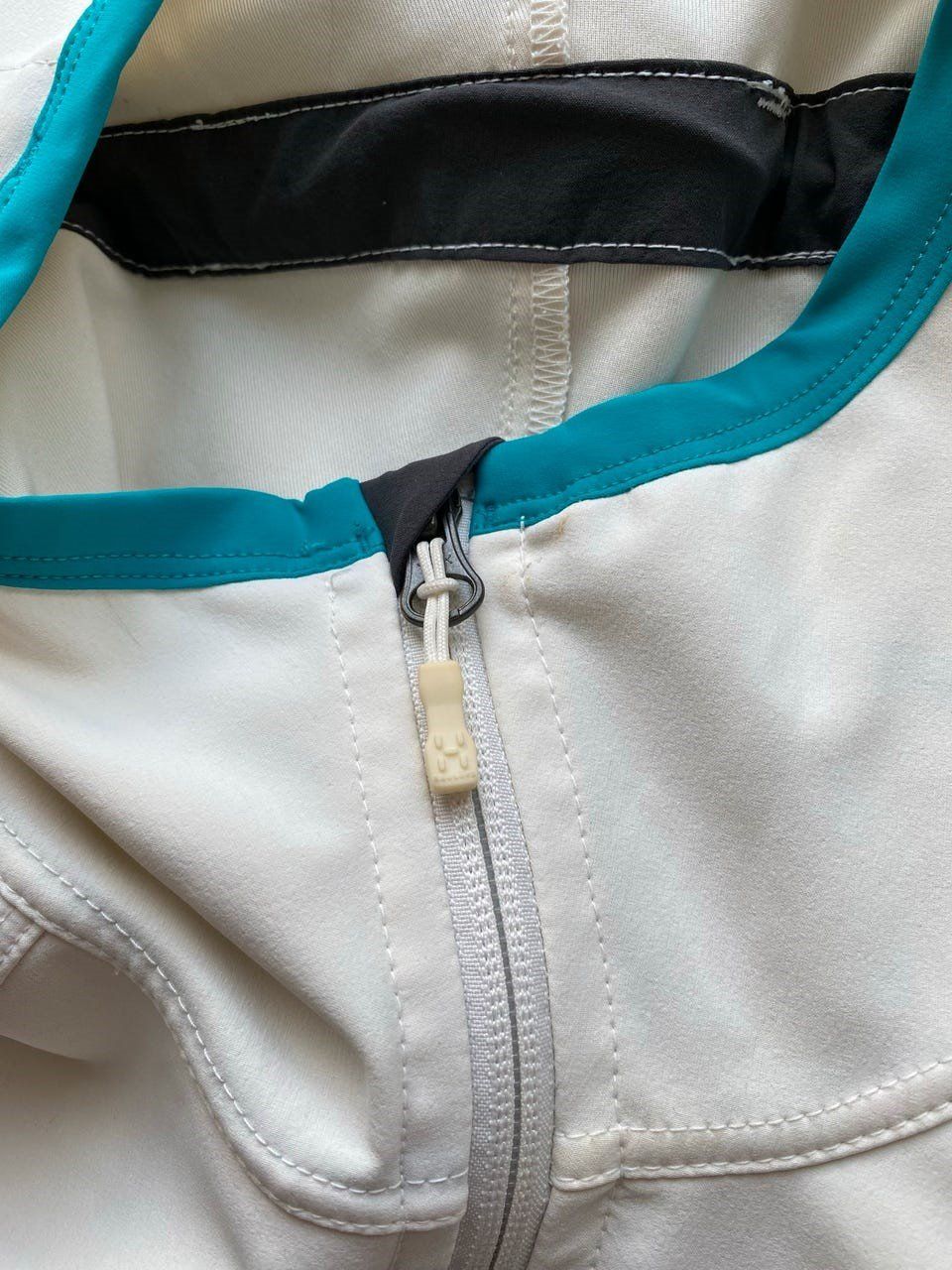 Haglöfs Giacche: Soft shell Haglöfs Gecko Light avec capuche - taille L – Nuovo (secondo la descrizione) da Ballaigues venduto da Akevit 2