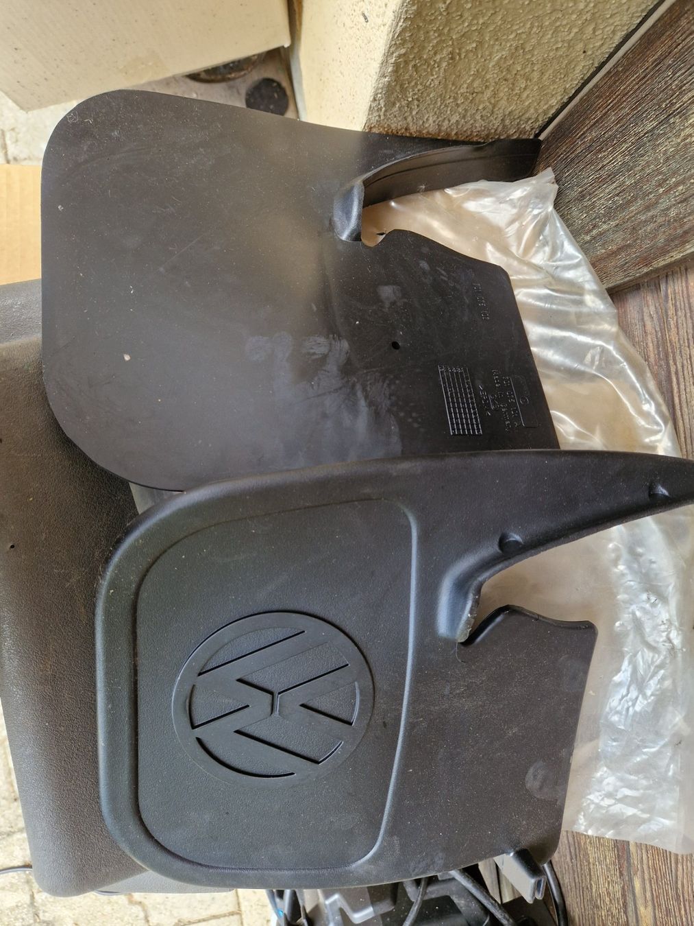 Volkswagen Tutti pezzi di ricambio auto: VW T4 Teile: Differential, Einspritzdüsen, Kotschutzlappen.. – Difettoso da Langnau i. E. venduto da Zipfu2 3