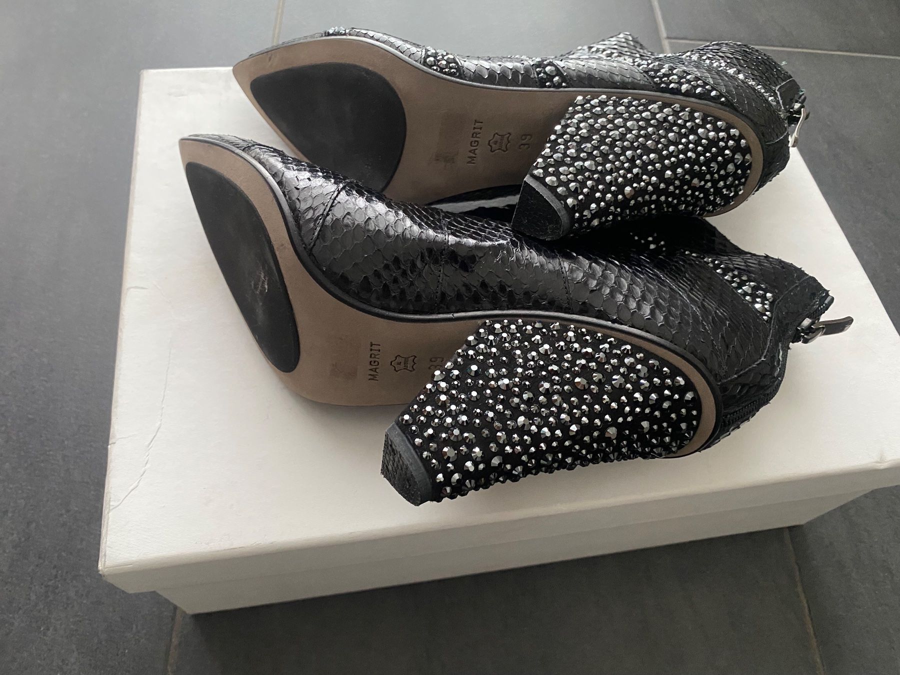 Damenschuhe: Magrit Echtleder-Stiefeletten, Schlangenoptik, Gr. 38 – Neu und originalverpackt aus Staad SG von Malevi2 2