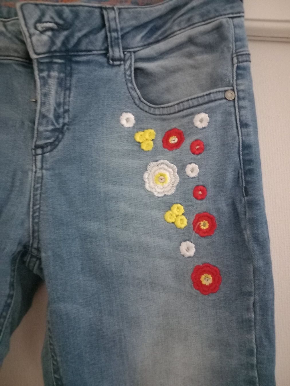Desigual Jeans: Jeans Desigual - taille 28 – Usato da Lausanne venduto da jess090 1