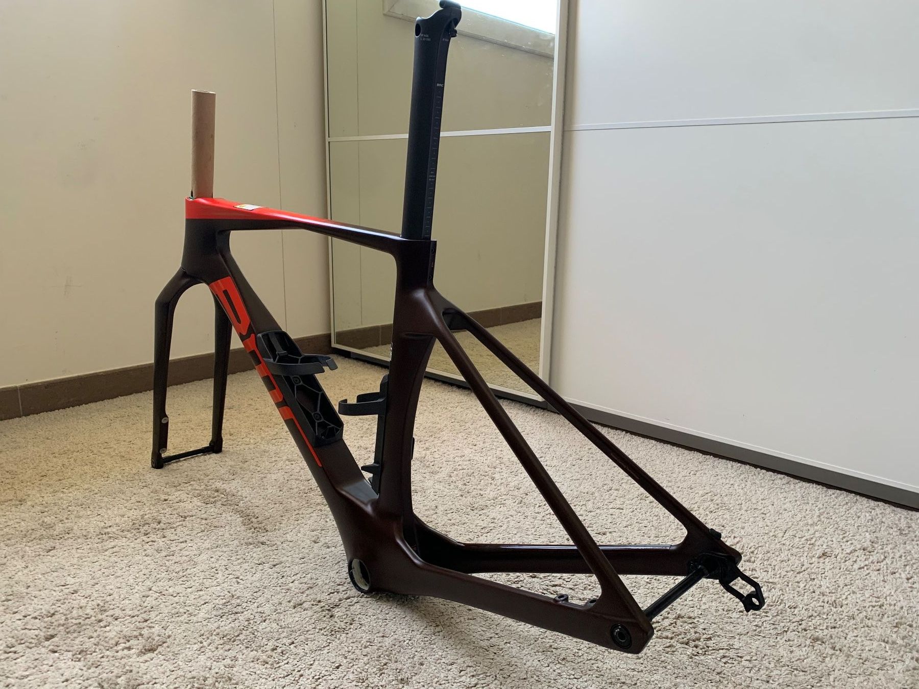 BMC Velos: BMC Teammachine R 01 TWO Frameset 2025 Gr. 47 – Neu (gemäss Beschreibung) aus Pregassona von spu_zj65 3