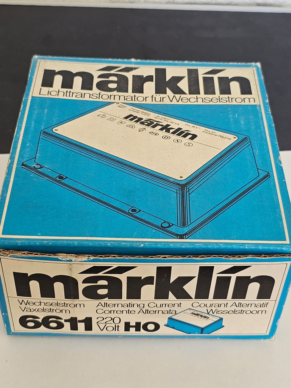 Märklin Modellini di ferrovie: Märklin 6611 Lichtransformator für Wechselstrom – Nuovo e nell'imballaggio originale da Hunzenschwil venduto da swissladyshop 1