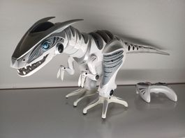 Roboraptor + Remote Control (functional)