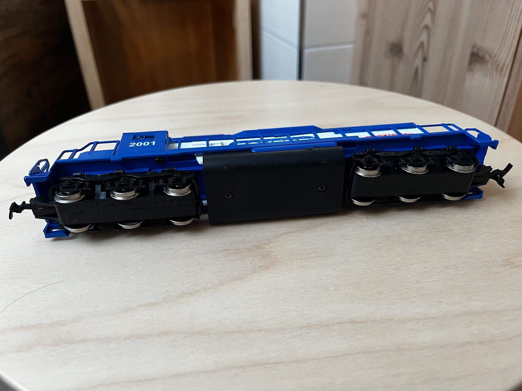Mehano Modellini di ferrovie: Mehano EMD USA Loco "Eckerd" – Usato da Mollis venduto da zurichakos 3